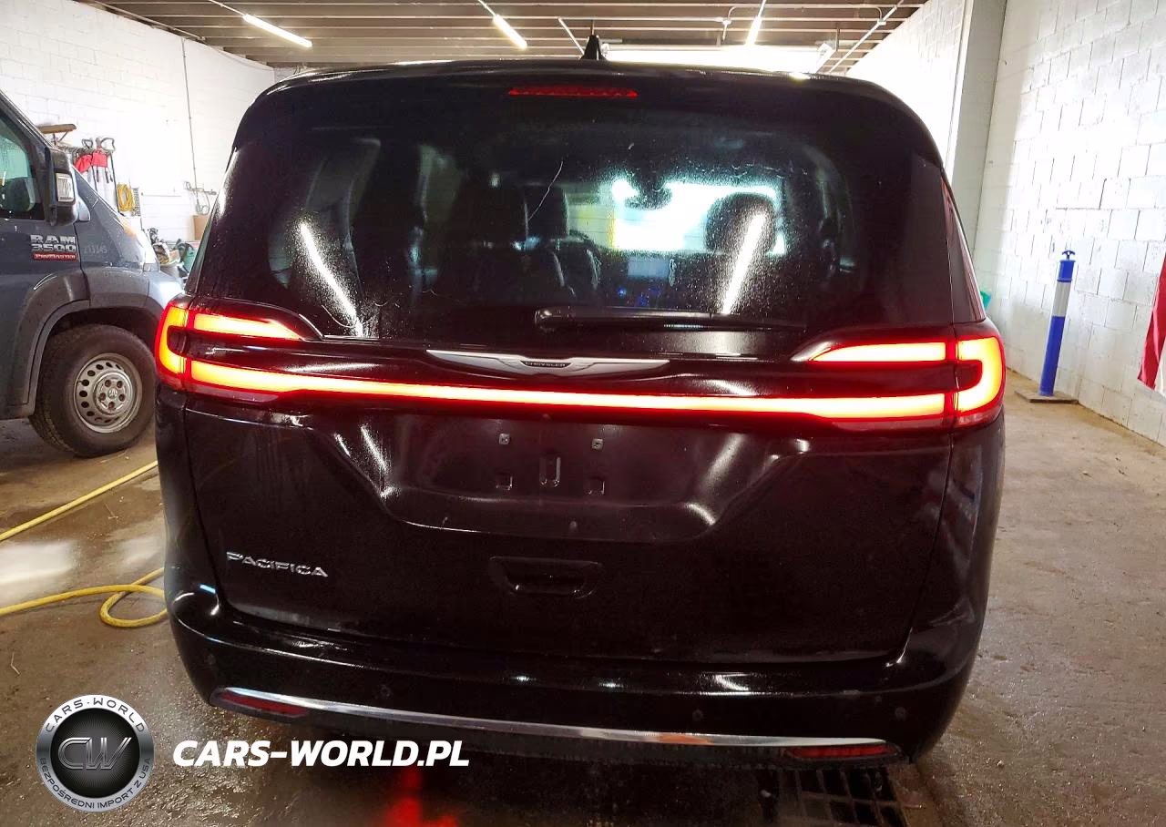 2025 Chrysler Pacifica Select VIN:2C4RC1BG0SR584097 - 6