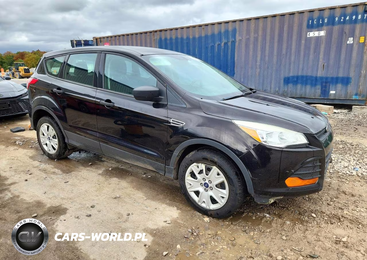 2013 Ford Escape S VIN:1FMCU0F72DUA86394 - 4