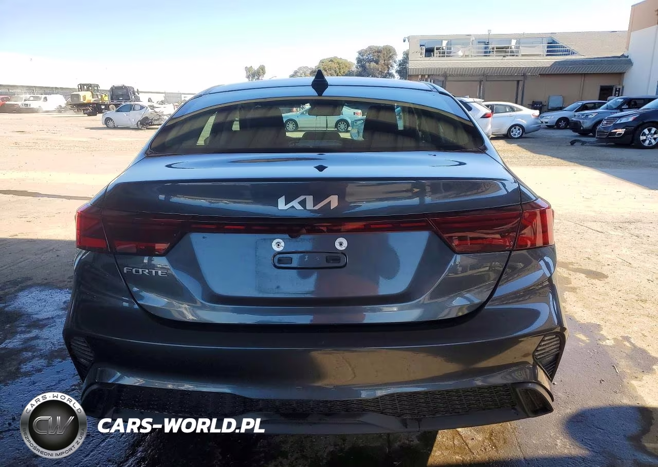 2024 Kia Forte Lxs VIN:3KPF24AD9RE768660 - 6