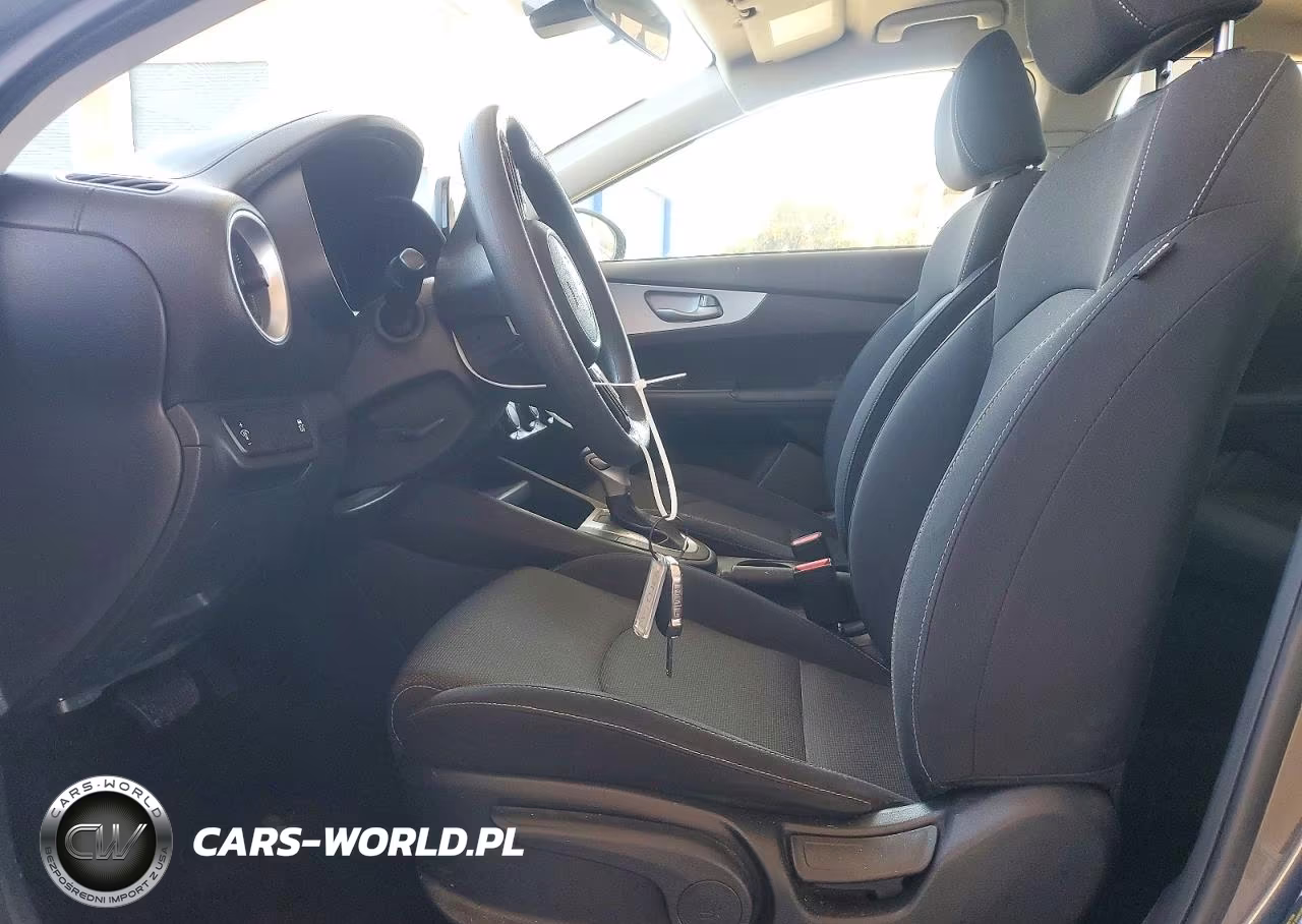 2024 Kia Forte Lxs VIN:3KPF24AD9RE768660 - 7