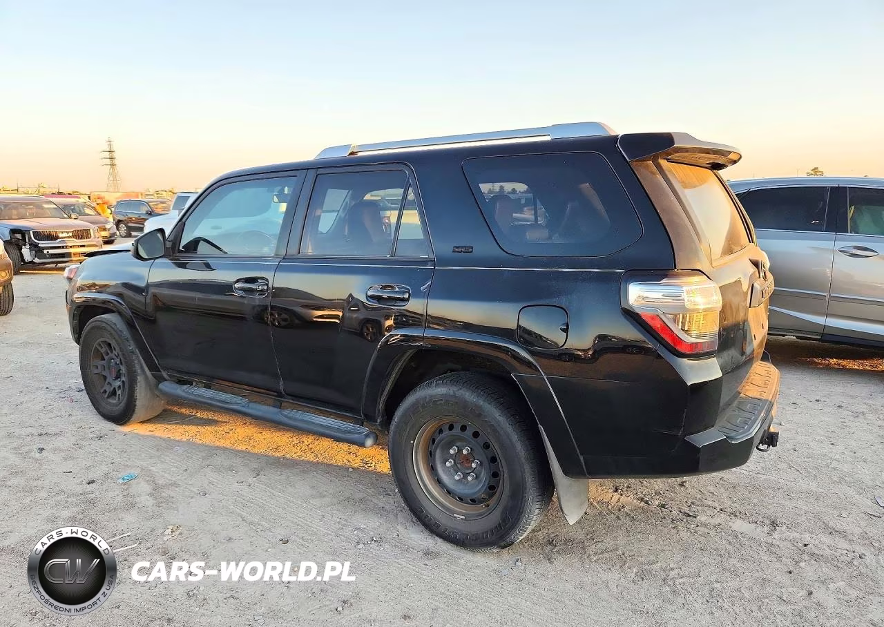 2014 Toyota 4Runner Sr5 VIN:JTEZU5JR2E5066464 - 2