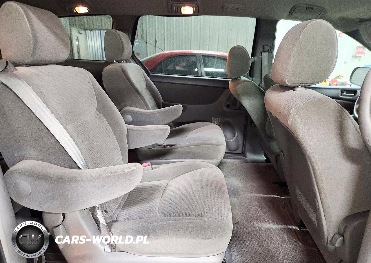 2005 Toyota Sienna Le 7 Passenger VIN:5TDZA23C95S286246 - 11