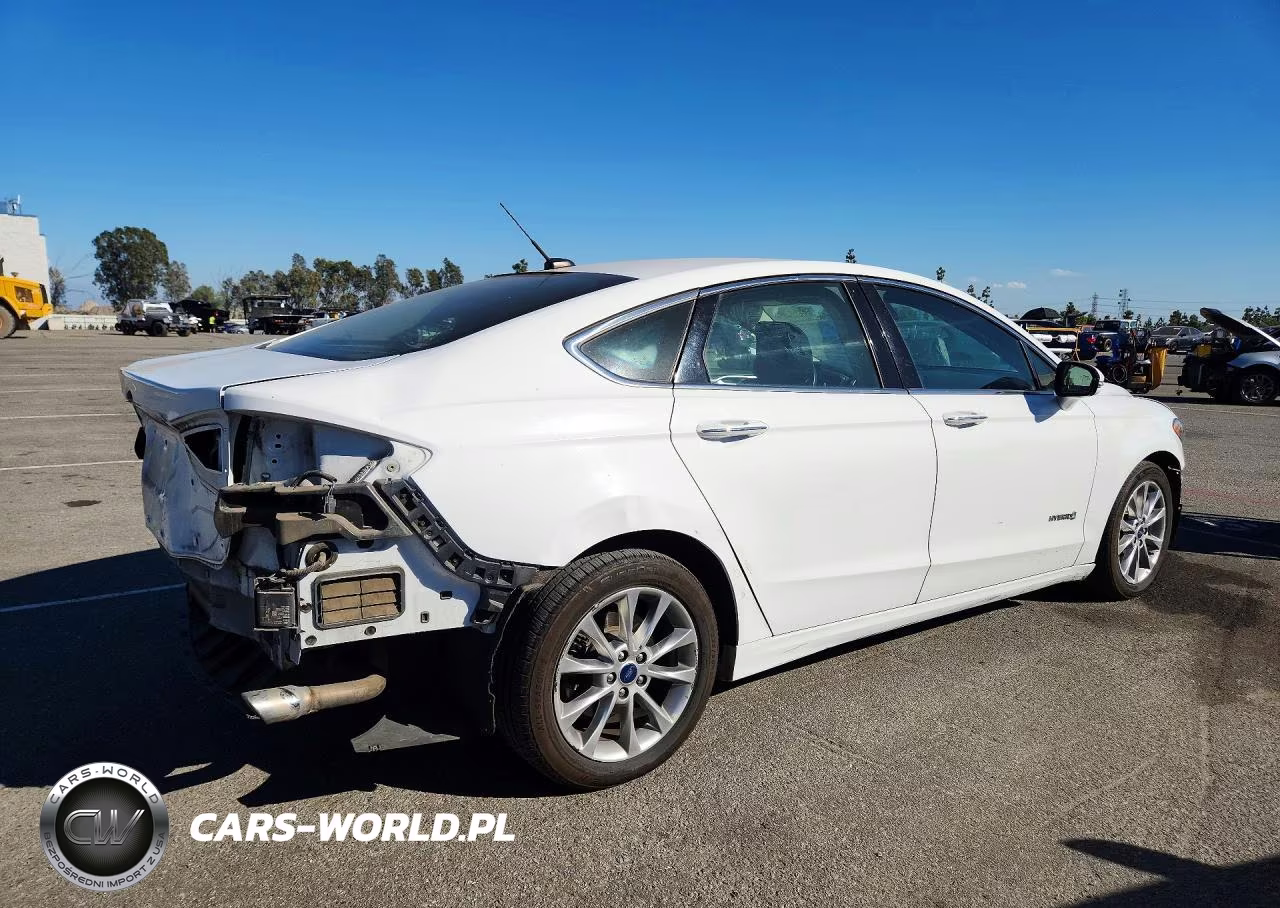 2017 Ford Fusion Se Hybrid VIN:3FA6P0LU4HR409379 - 3