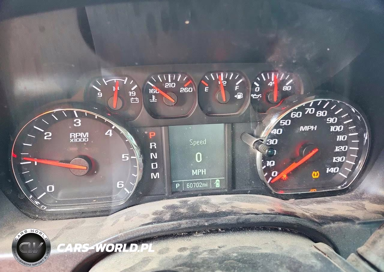 2015 Chevrolet Silverado C1500 VIN:1GCRCPEC1FZ146289 - 9
