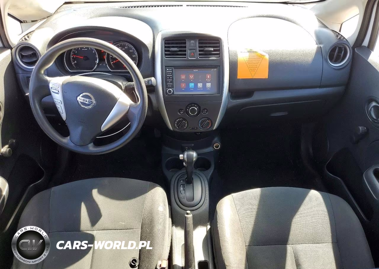 2018 Nissan Versa Note S VIN:3N1CE2CP0JL370651 - 8