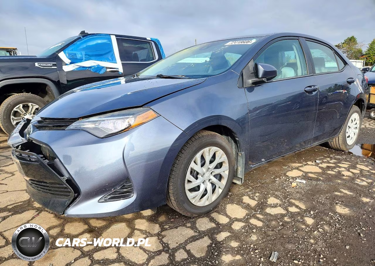 2017 Toyota Corolla Le – zdjęcie 1 z 12