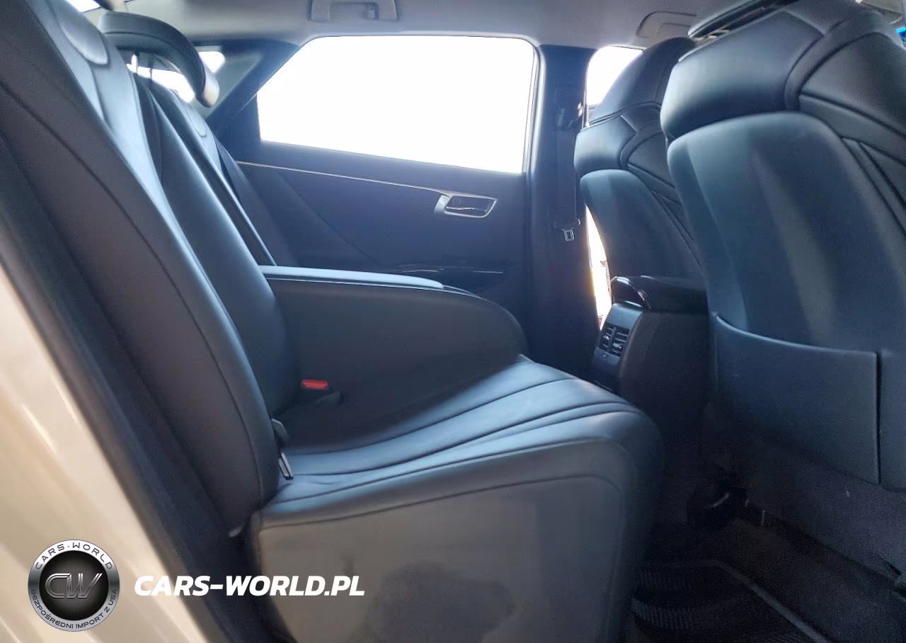 2017 Toyota Mirai VIN:JTDBVRBD7HA001490 - 10