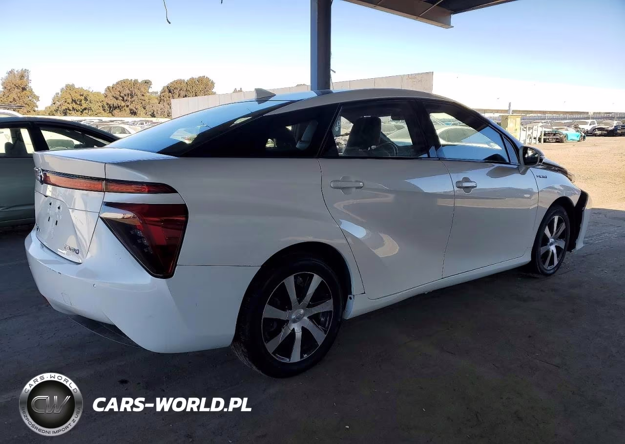 2017 Toyota Mirai VIN:JTDBVRBD7HA001490 - 3