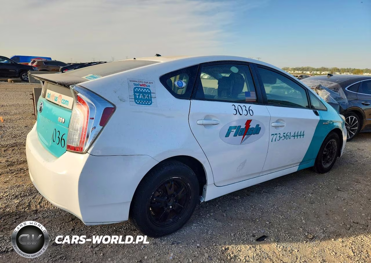 2013 Toyota Prius Two VIN:JTDKN3DU6D1680608 - 3
