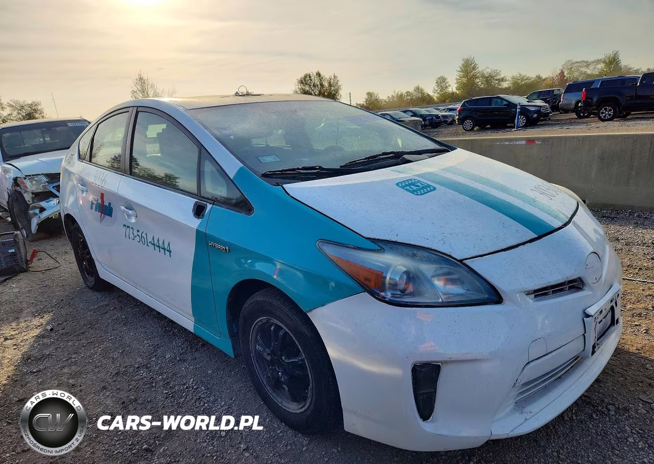 2013 Toyota Prius Two VIN:JTDKN3DU6D1680608 - 4