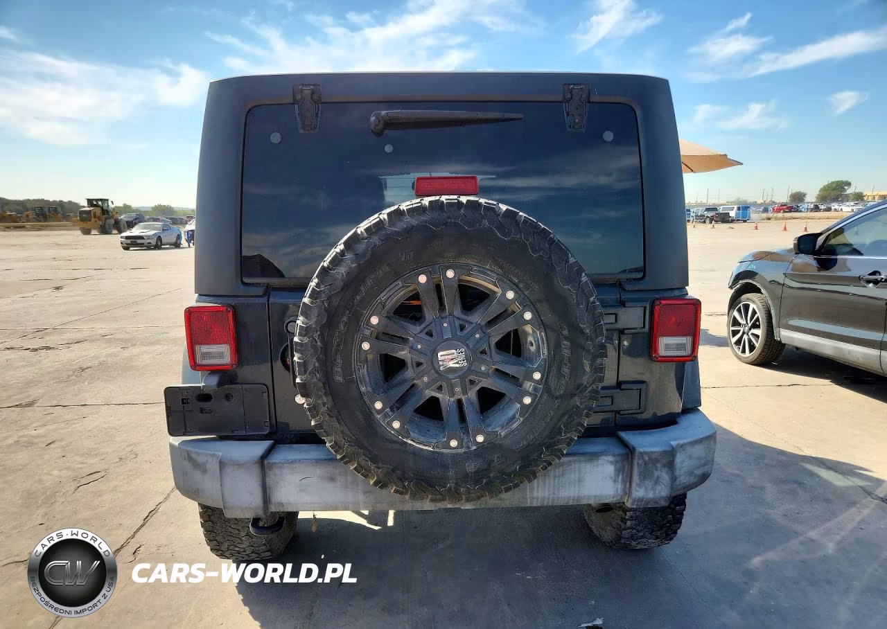 2017 JEEP WRANGLER UNLIMITED SPORT VIN:1C4BJWDG3HL676419 - 6