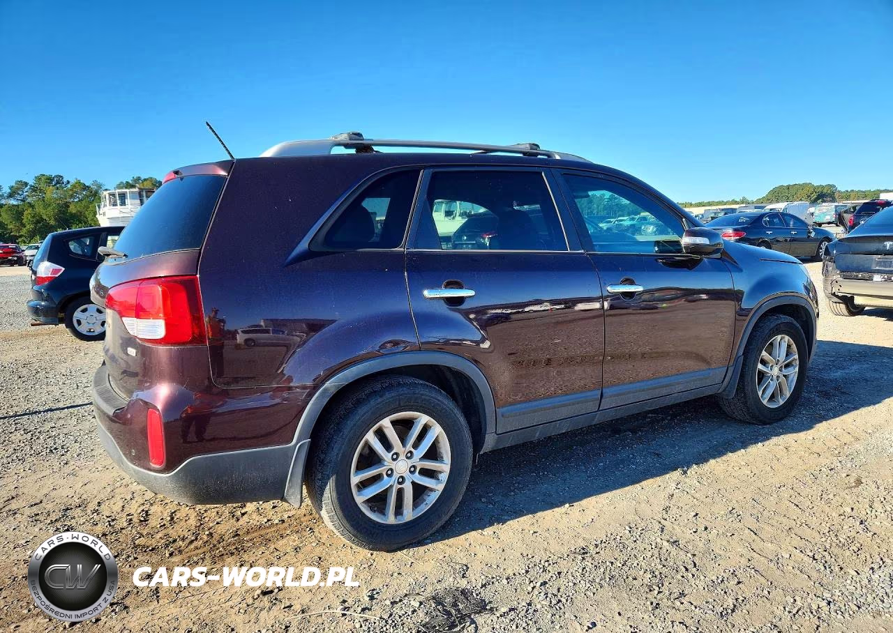 2014 Kia Sorento Lx VIN:5XYKT3A63EG449632 - 3