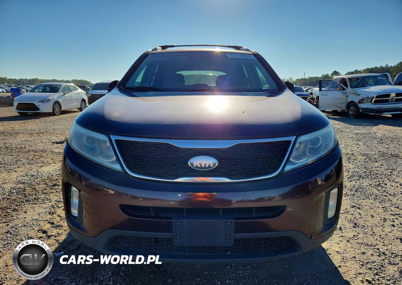 2014 Kia Sorento Lx VIN:5XYKT3A63EG449632 - 5
