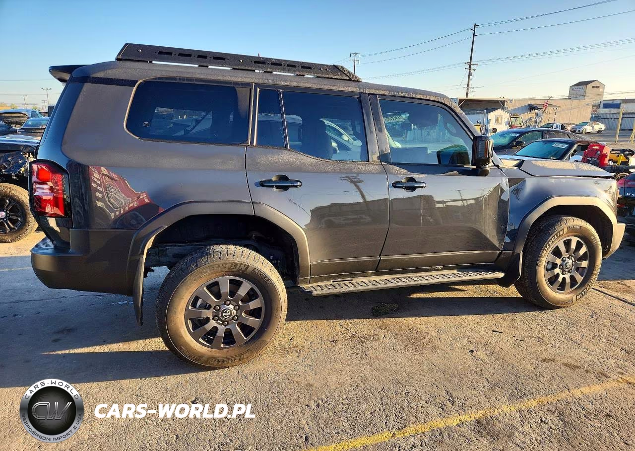 2025 Toyota Land Cruiser VIN:JTEABFAJ2S5014086 - 3