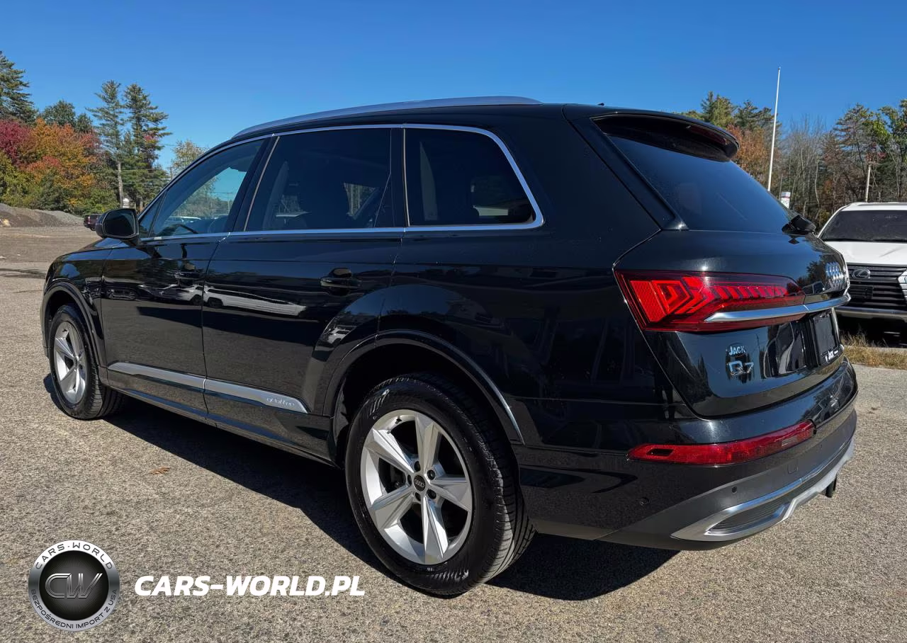 2022 Audi Q7 Premium VIN:WA1AXBF75ND004166 - 3