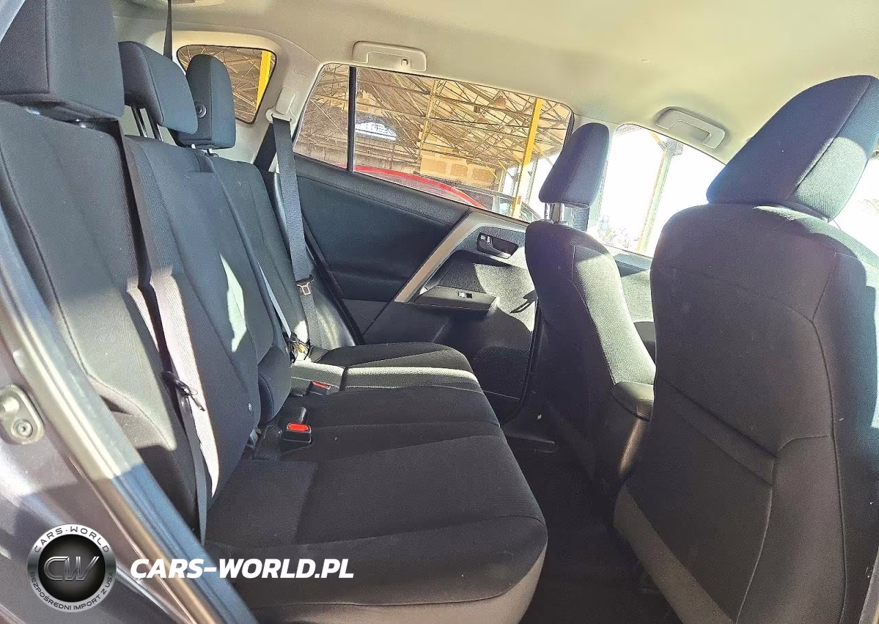 2018 Toyota Rav4 Le VIN:2T3ZFREV0JW450260 - 10