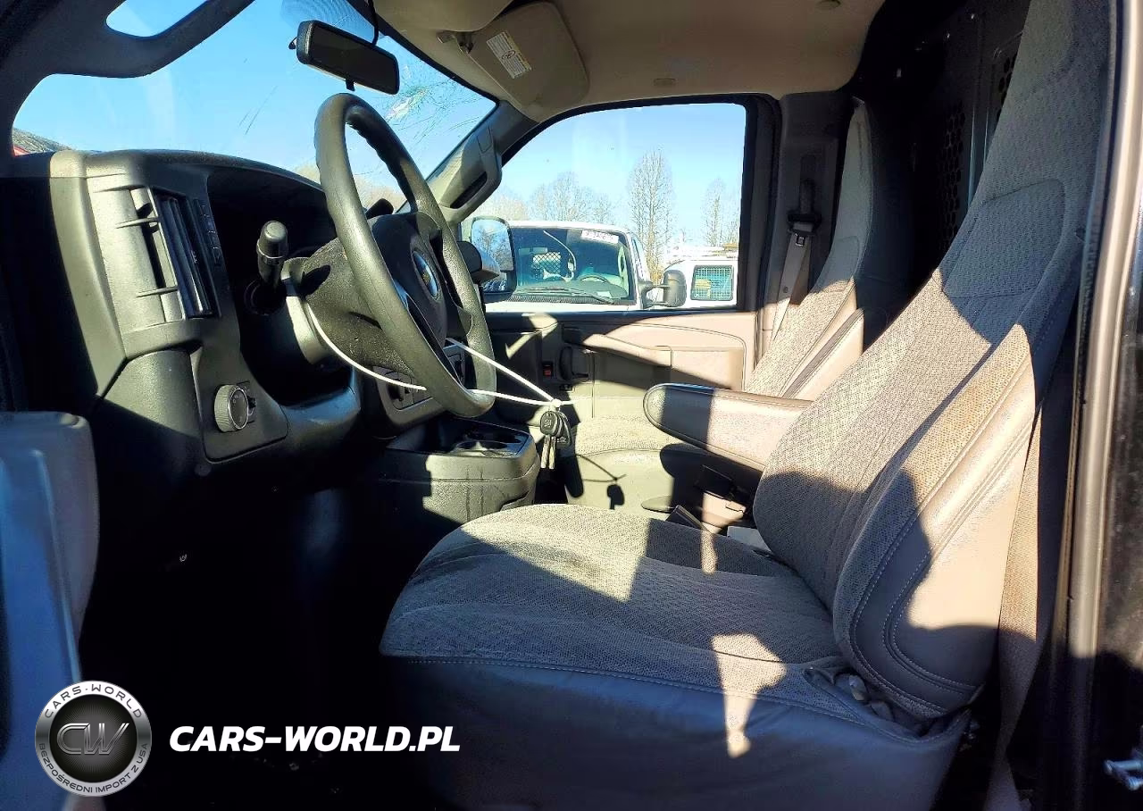 2019 Chevrolet Express 2500 Delivery Van VIN:1GCWGBFP4K1329870 - 7