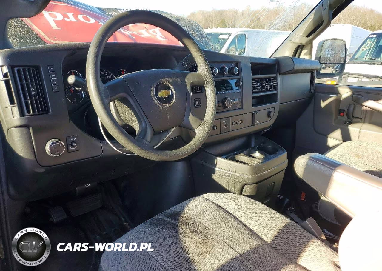2019 Chevrolet Express 2500 Delivery Van VIN:1GCWGBFP4K1329870 - 8