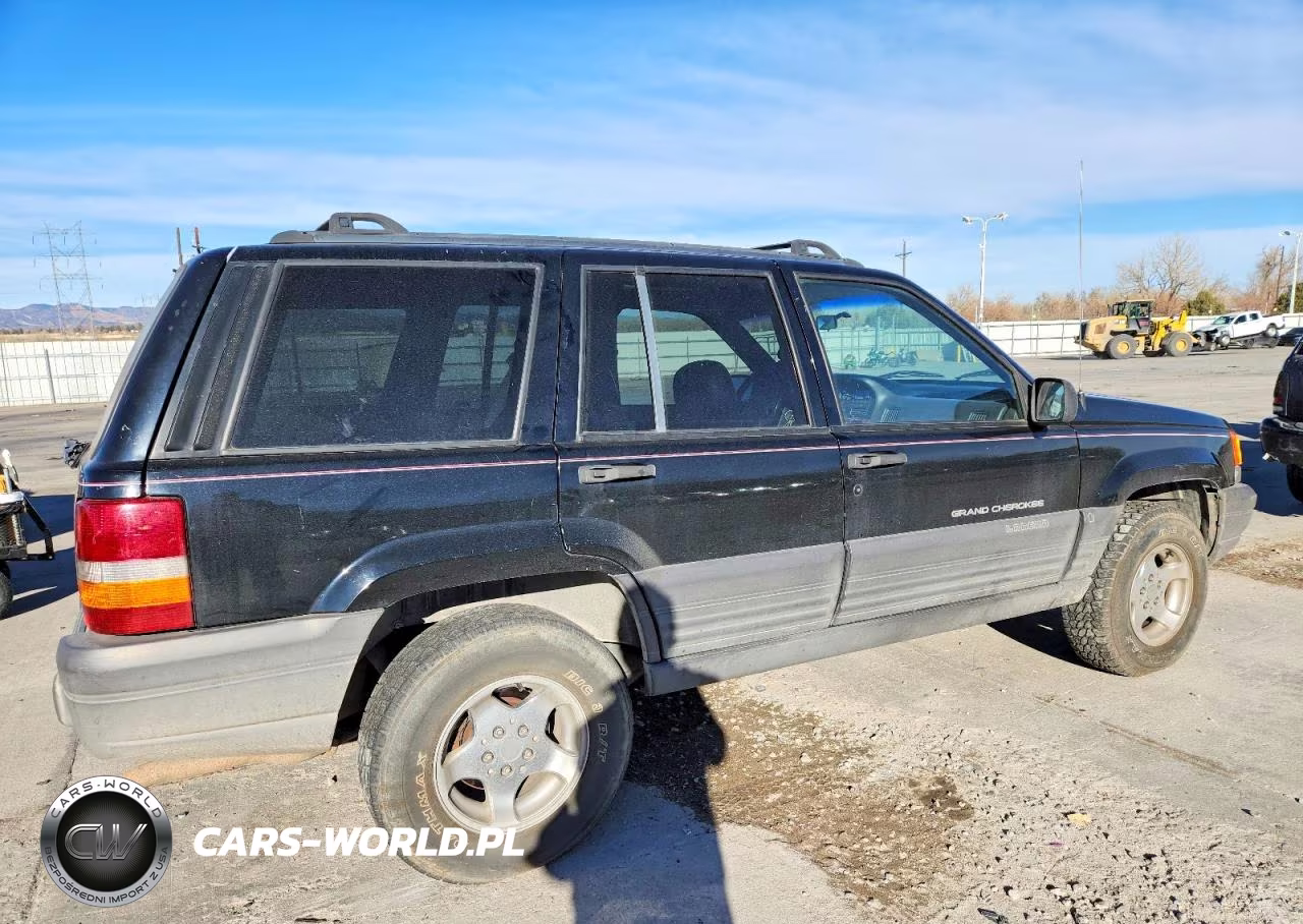 1996 Jeep Grand Cherokee Laredo VIN:1J4FX58SXTC304247 - 3