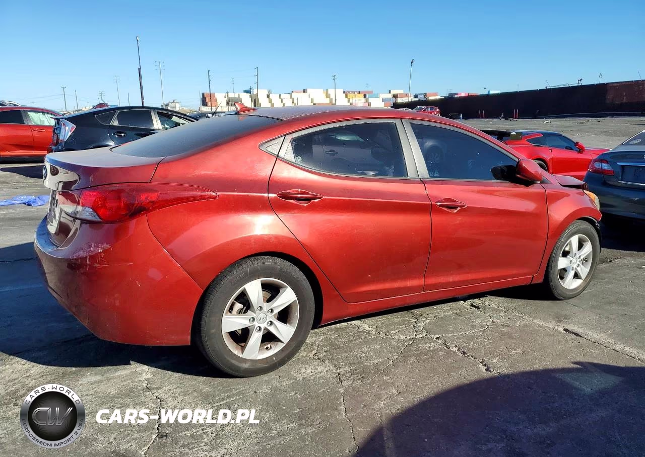 2013 Hyundai Elantra Gls VIN:5NPDH4AEXDH376760 - 3