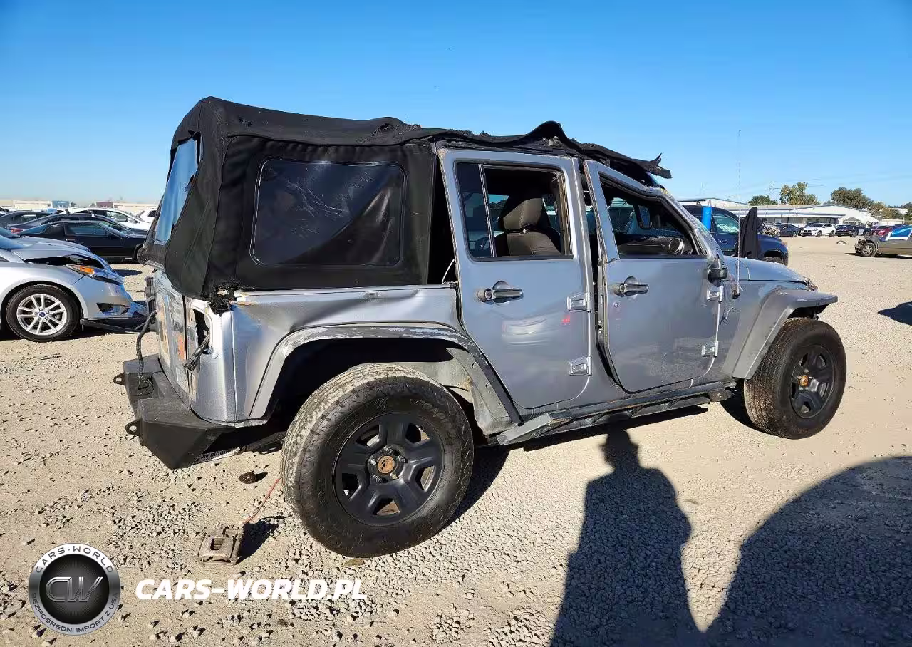 2016 Jeep Wrangler Unlimited Sport VIN:1C4BJWDG2GL176895 - 3