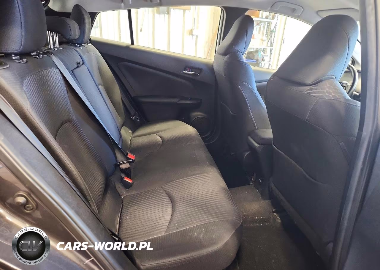 2017 Toyota Prius Three VIN:JTDKARFU2H3049991 - 10