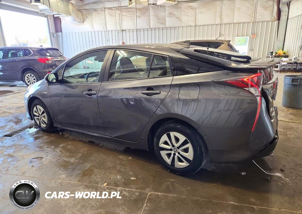 2017 Toyota Prius Three VIN:JTDKARFU2H3049991 - 2
