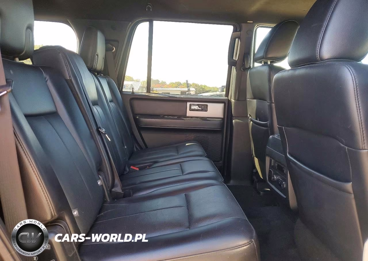 2016 Ford Expedition Limited VIN:1FMJU2ATXGEF33172 - 11