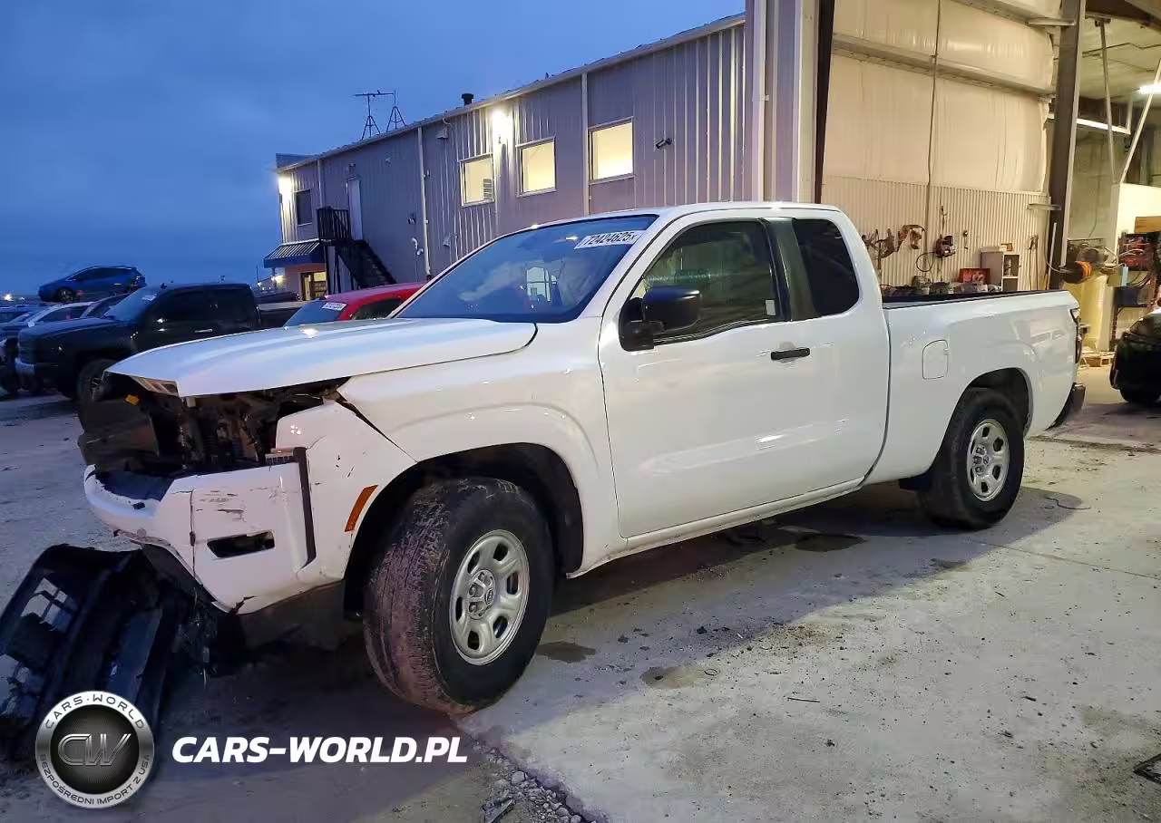2023 Nissan Frontier S