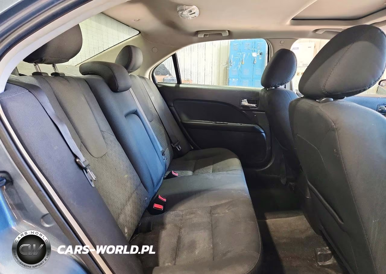 2012 Ford Fusion Se VIN:3FAHP0HA8CR127729 - 10