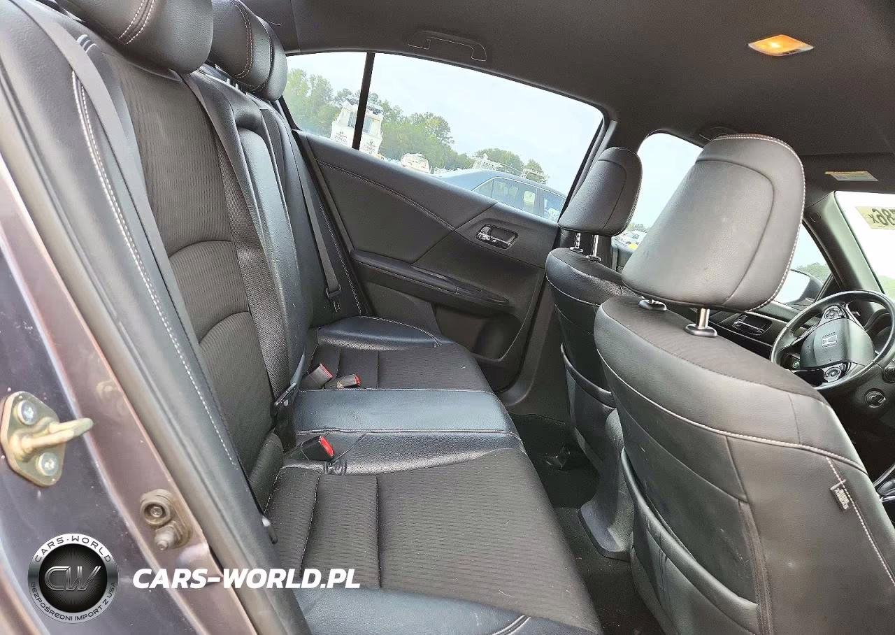 2016 Honda Accord Sport VIN:1HGCR2F56GA233520 - 10