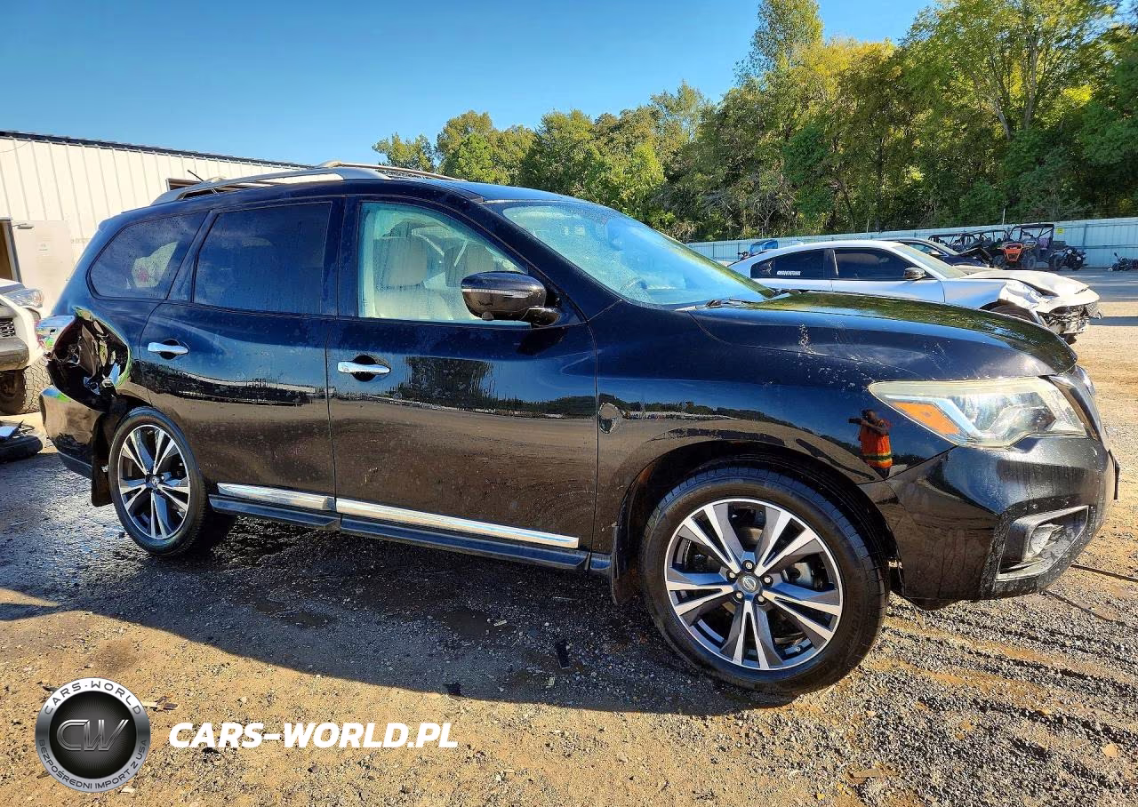 2017 Nissan Pathfinder Platinum VIN:5N1DR2MN0HC617803 - 4