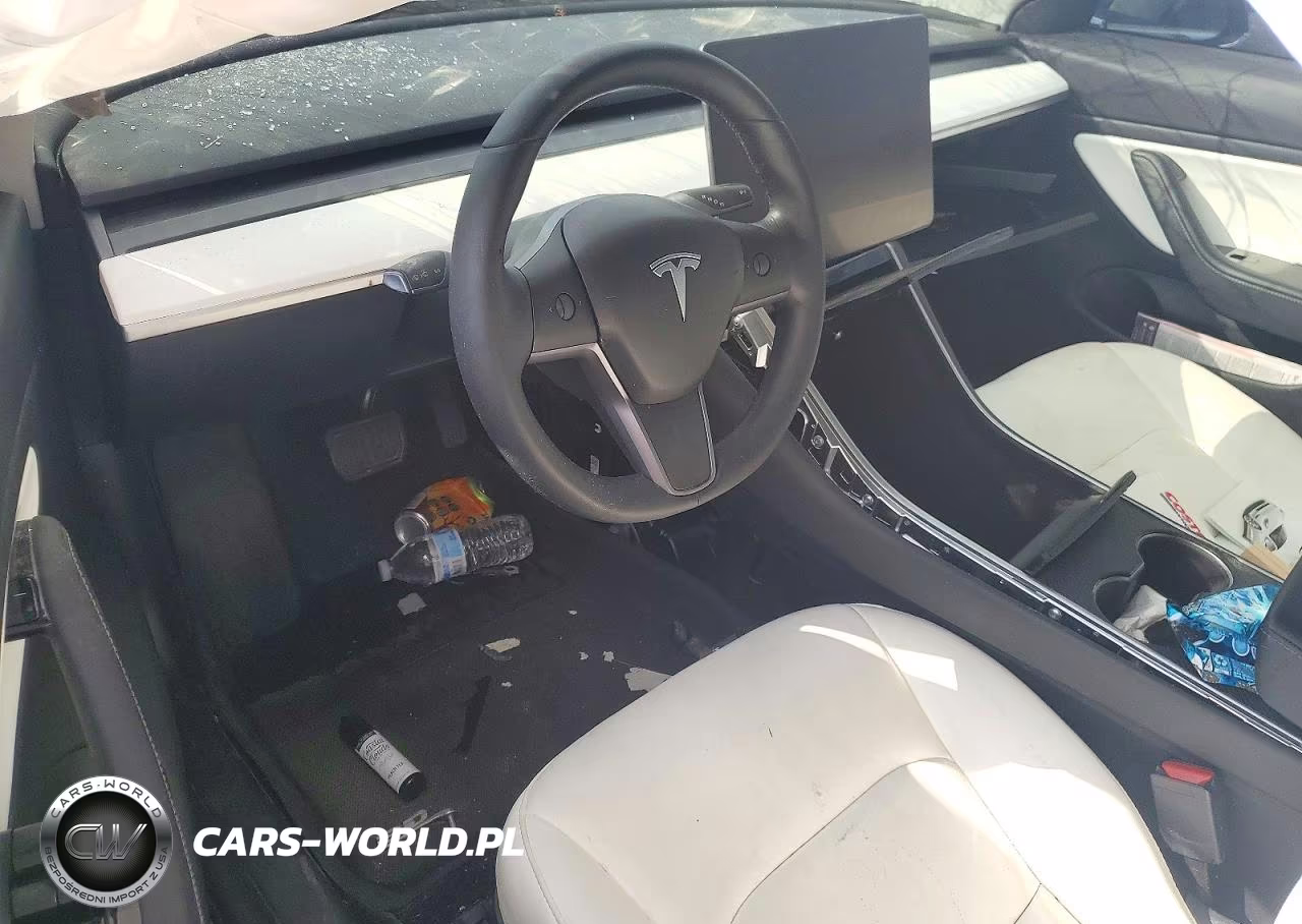 2019 Tesla Model 3 VIN:5YJ3E1EB3KF482336 - 8