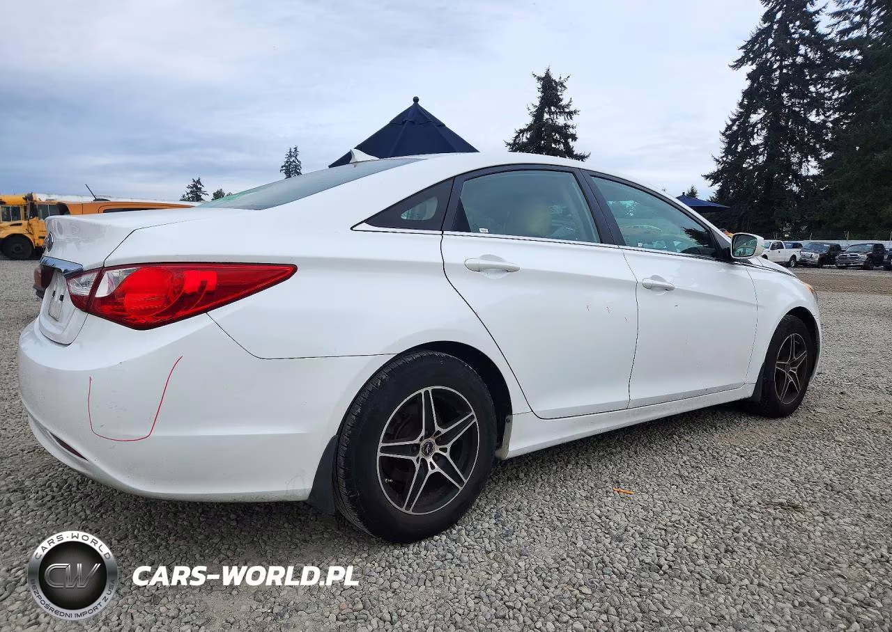 2013 Hyundai Sonata Gls VIN:5NPEB4ACXDH691742 - 3