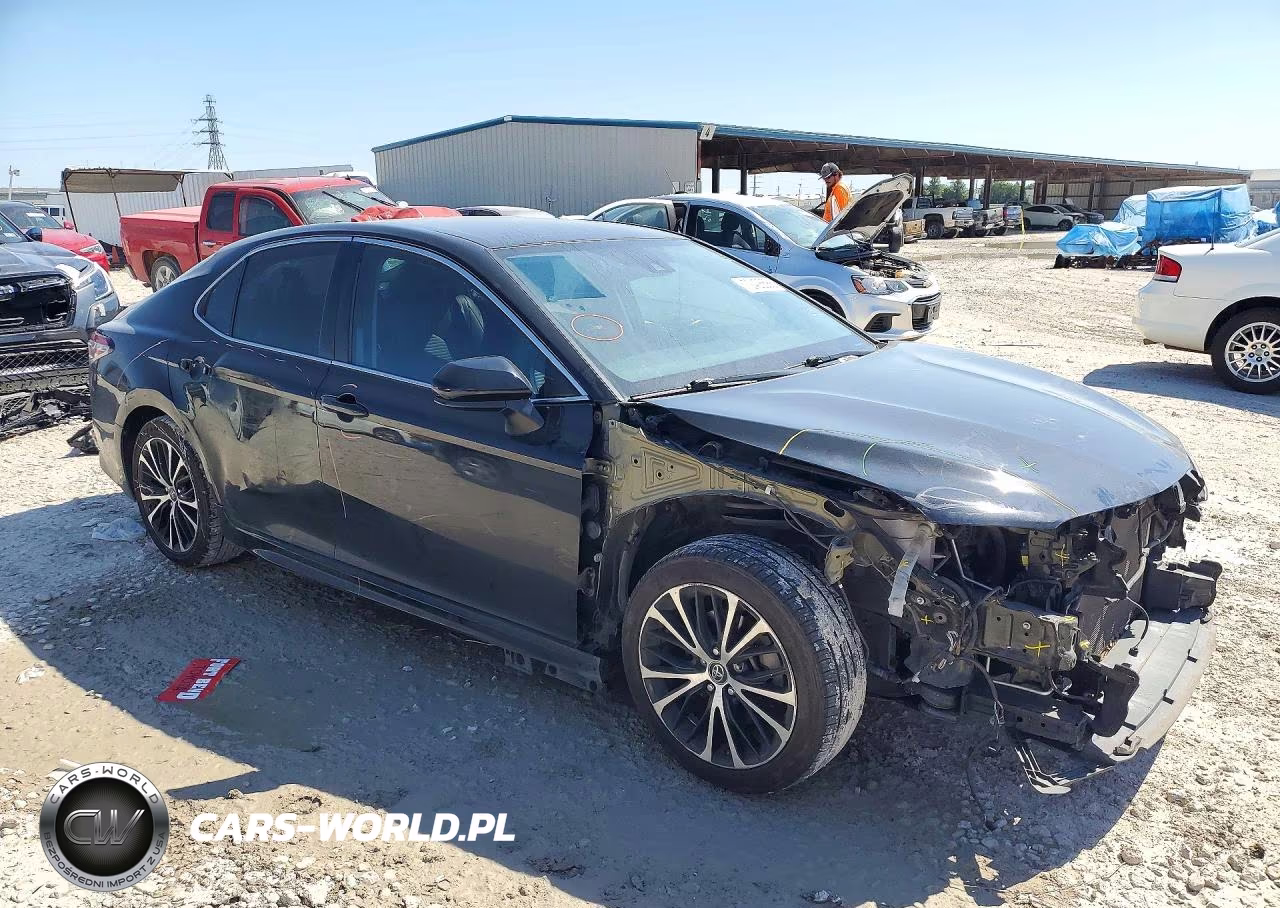 2019 Toyota Camry Se VIN:4T1B11HK5KU231758 - 4