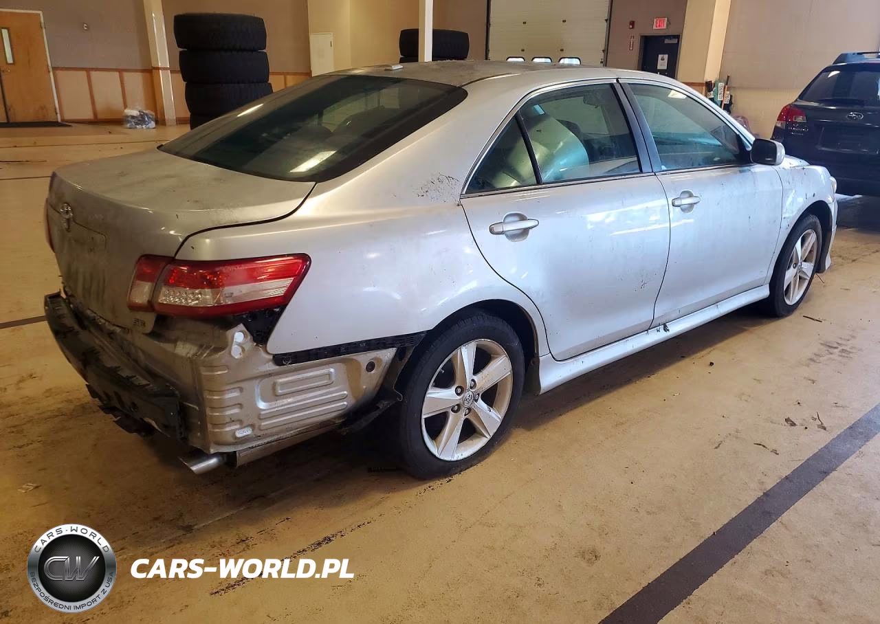 2010 Toyota Camry Se VIN:4T1BF3EK5AU018907 - 3