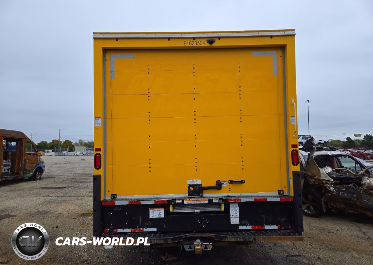 2023 GMC Savana Box Truck VIN:7GZ37TC72PN003243 - 6