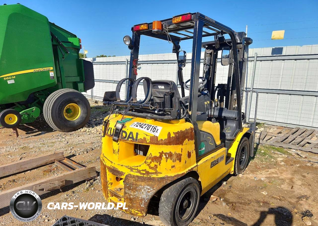 2016 Hyundai 25L-7A Forklift VIN:HHKHHF08EF0002558 - 4