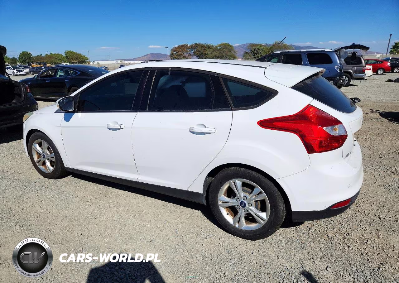 2014 Ford Focus Se VIN:1FADP3K27EL254846 - 2