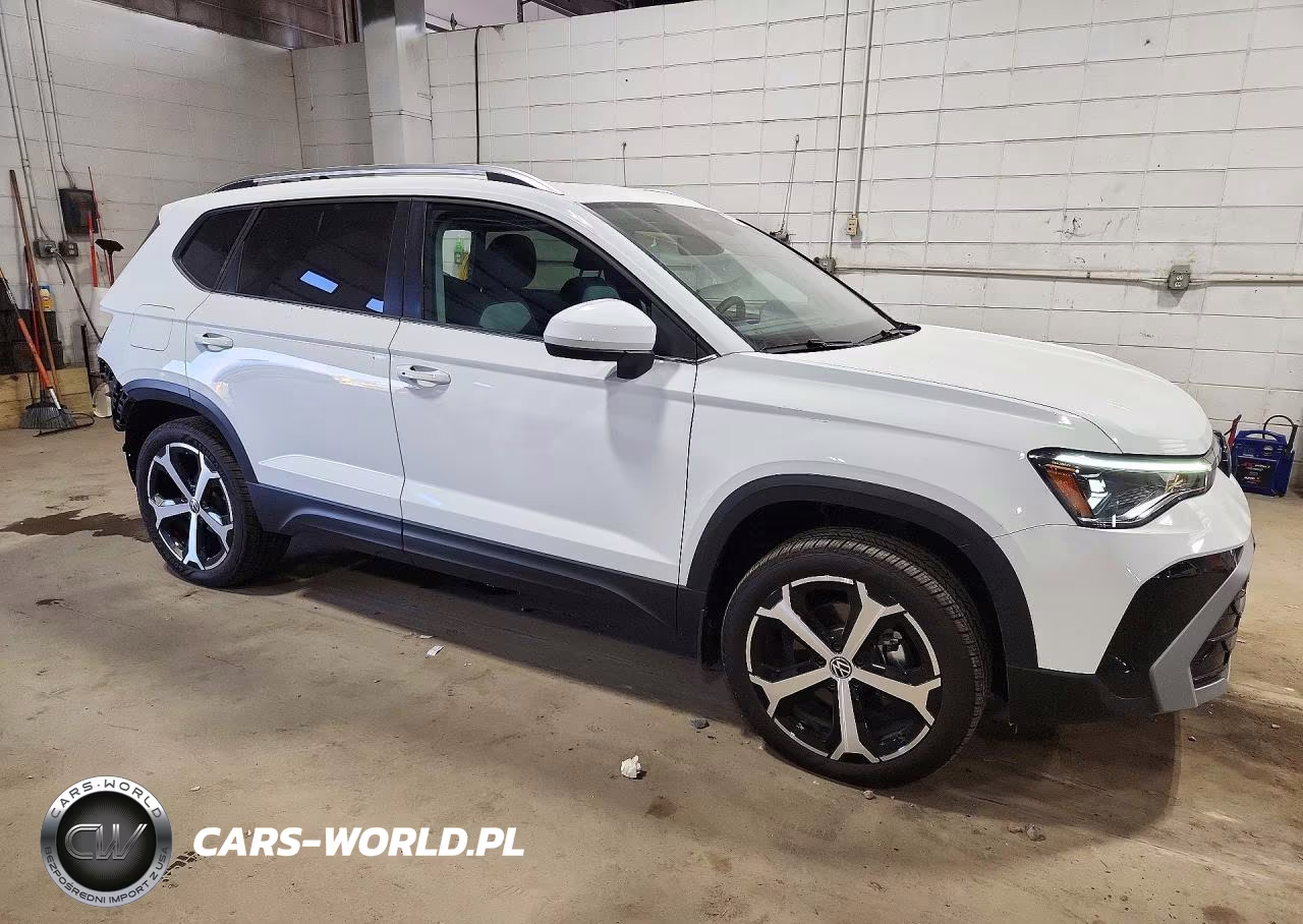 2025 Volkswagen Taos Sel VIN:3VV4C7B26SM058079 - 4