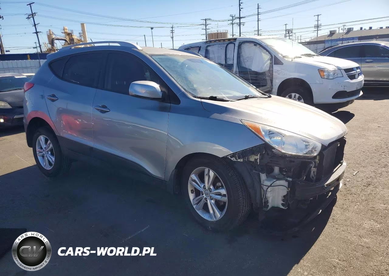 2011 Hyundai Tucson Gls VIN:KM8JU3AC8BU211361 - 4