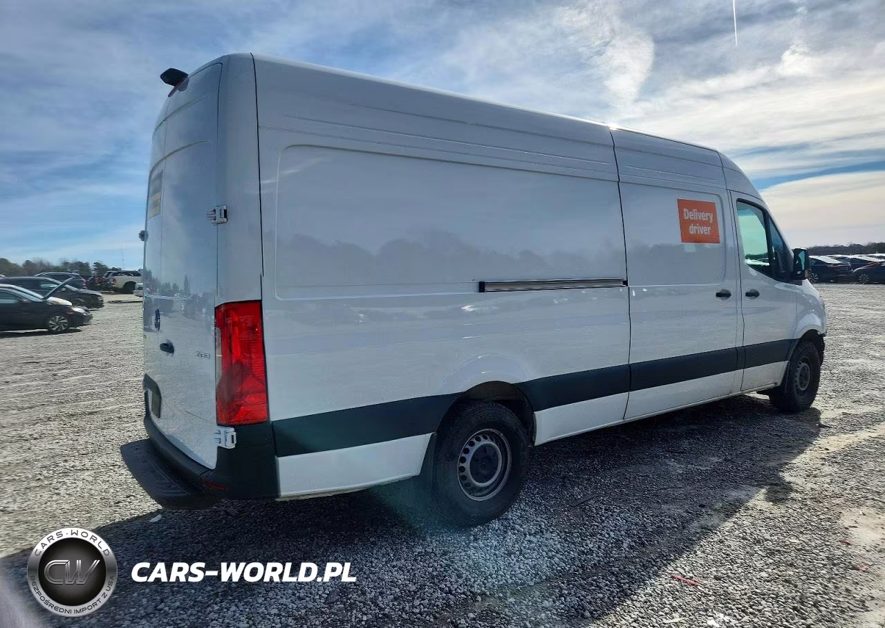 2025 Mercedes-Benz Sprinter 2500 VIN:W1Y4KCHYXST228897 - 3