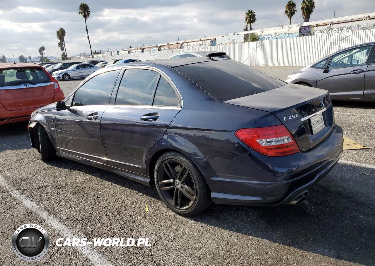 2010 Mercedes-Benz C VIN:WDDGF4HB1CA645951 - 2