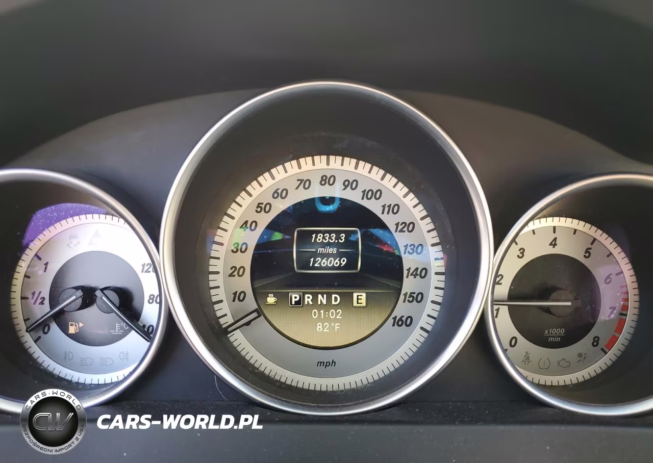 2010 Mercedes-Benz C VIN:WDDGF4HB1CA645951 - 9