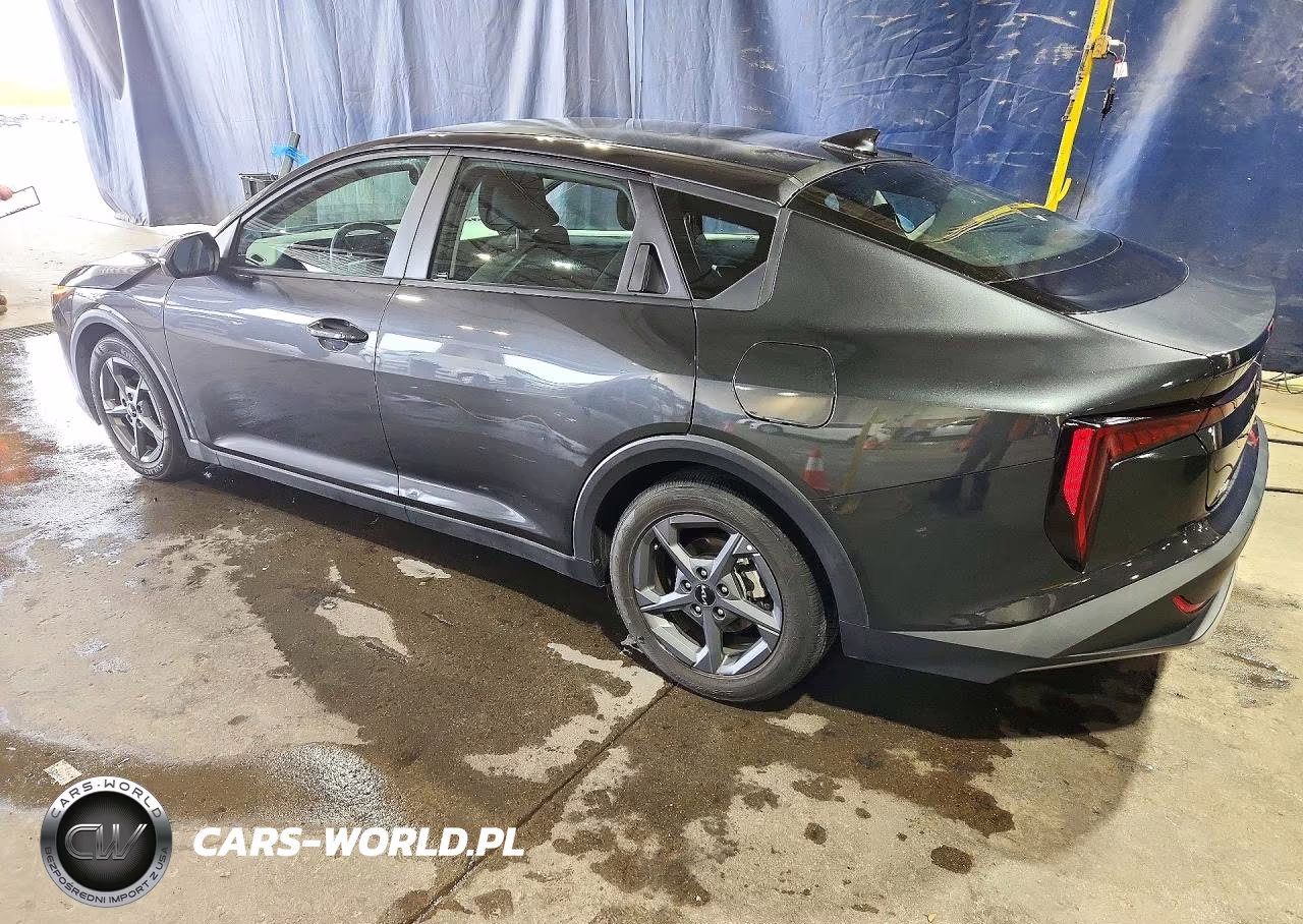 2025 Kia K4 Lxs VIN:3KPFT4DE2SE086694 - 2