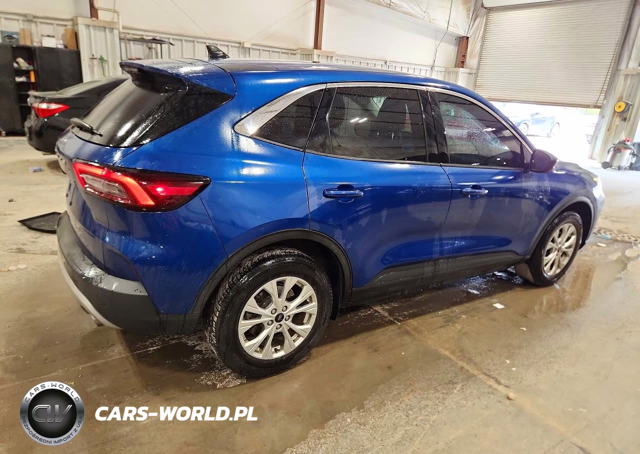 2023 Ford Escape Active VIN:1FMCU0GN5PUA14056 - 3