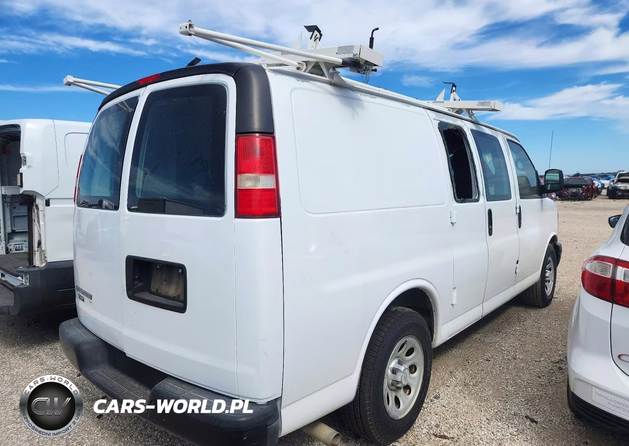 2013 Chevrolet Express G1500 VIN:1GCSGAFXXD1116966 - 3