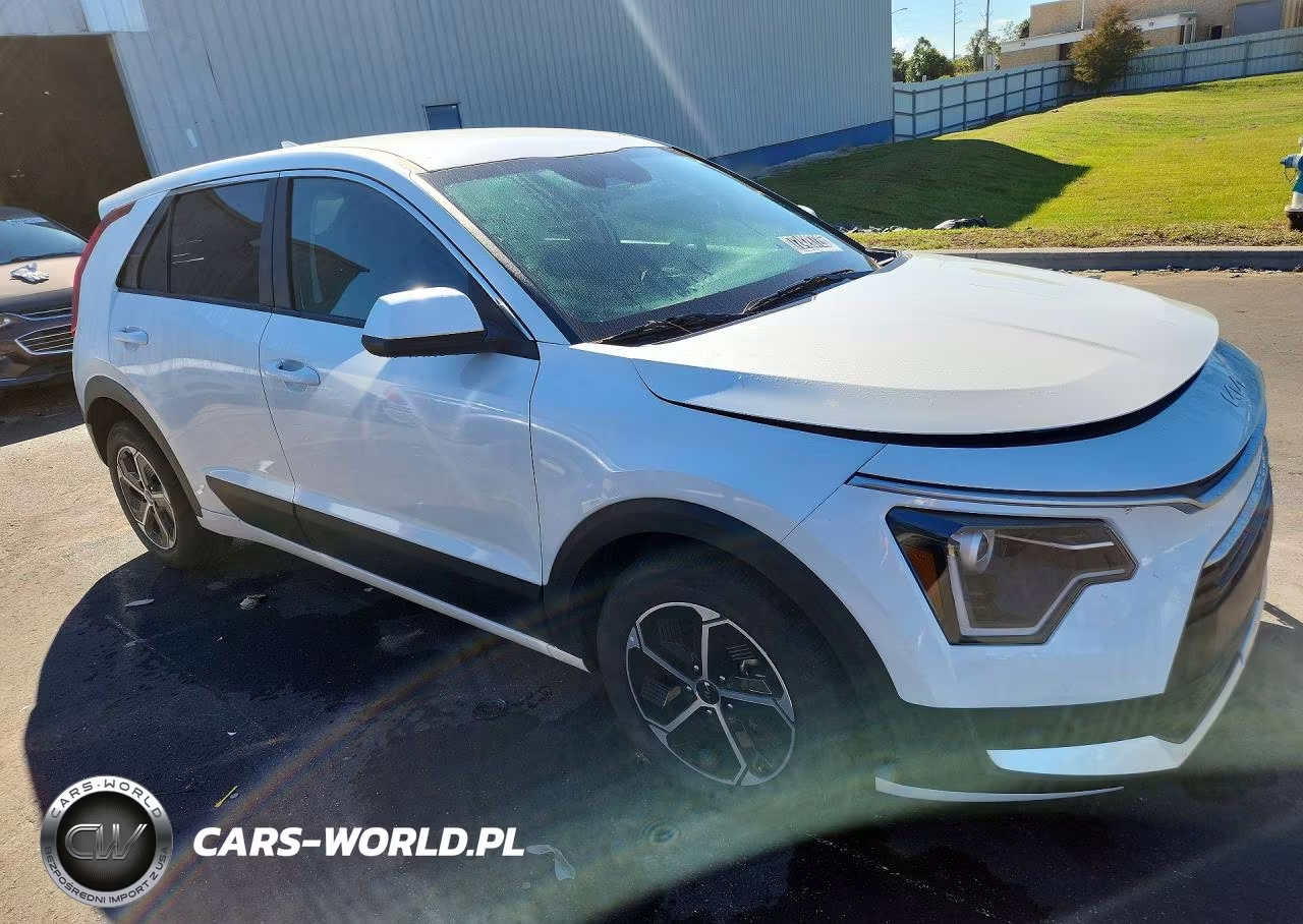 2026 Kia Niro Lx VIN:KNDCP3LE5T5340625 - 4
