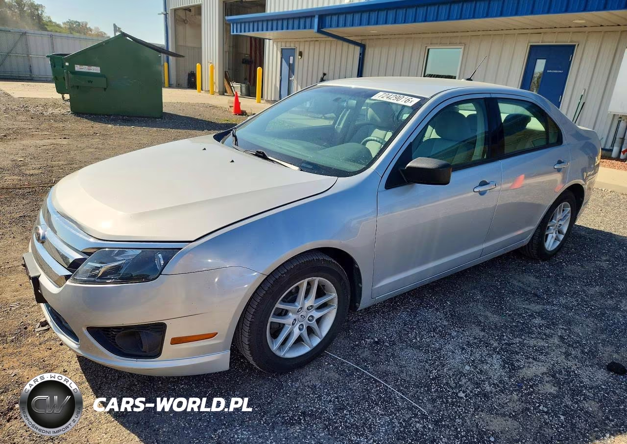 2010 Ford Fusion S