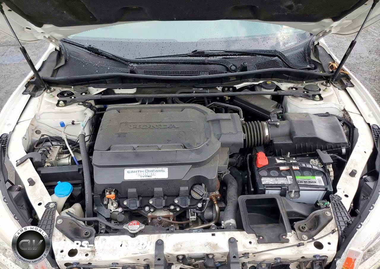2015 Honda Accord Touring VIN:1HGCR3F91FA013550 - 11